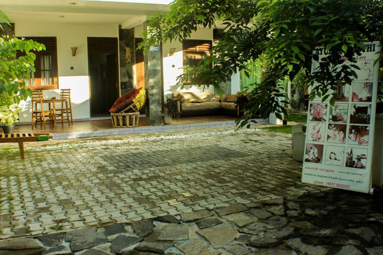 Hotel The Mango Leaf à Matara Extérieur photo