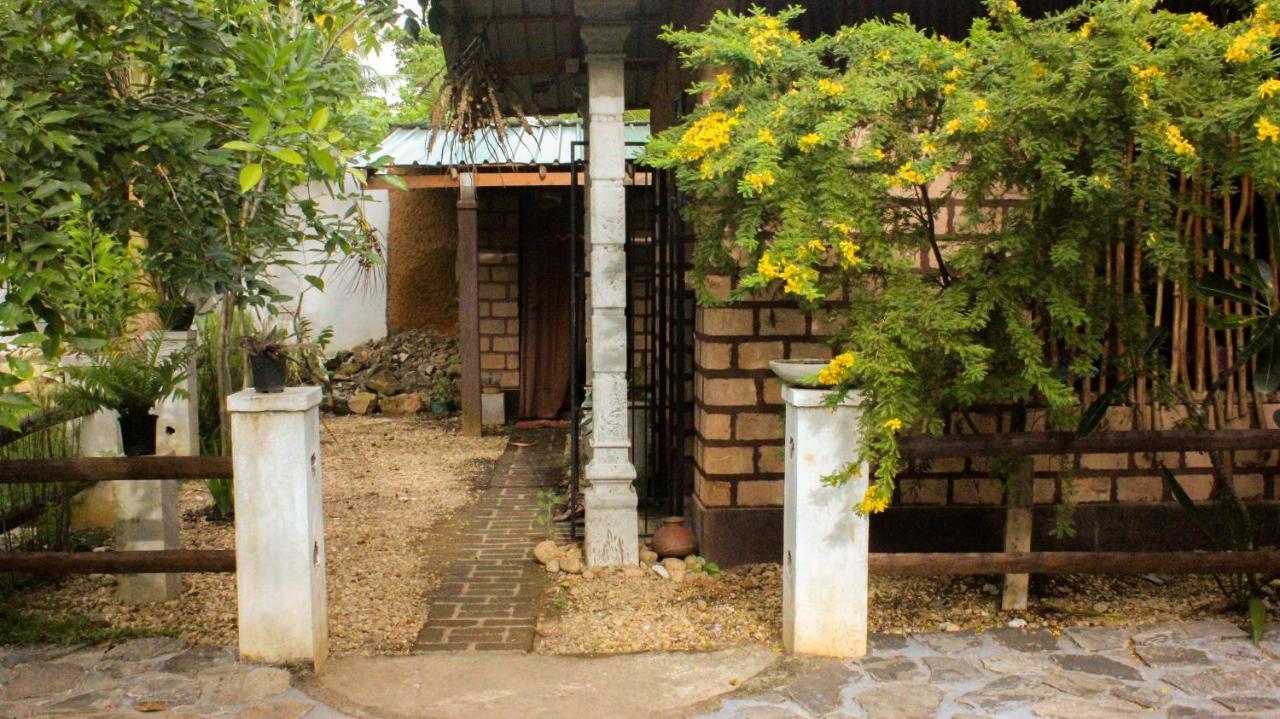 Hotel The Mango Leaf à Matara Extérieur photo